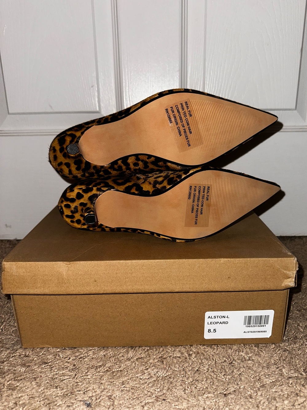 Steve Madden ‘Alston’ Bootie Leopard Ponyhair Fur Boots Low Heel 8.5 NIB - Picture 11 of 14